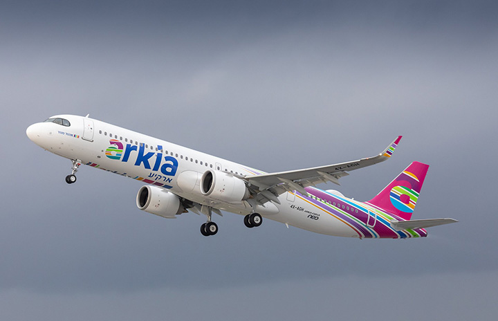 181114_A321LR_aiz_01-720.jpg