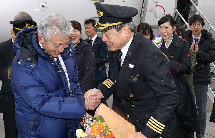 帽子 副操縦士 コーパイ航空機 | aptepro.jp