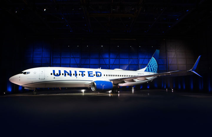 ユナイテッド航空、機体の新デザイン発表 737が初号機
