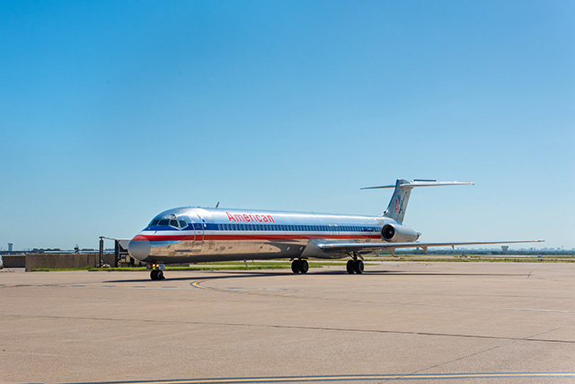 アメリカン航空、MD-80全機退役 ニューメキシコで余生