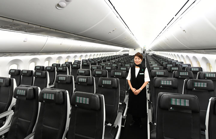 ZIPAIR、隣の空席購入オプション「Seat Plus」1席500円から