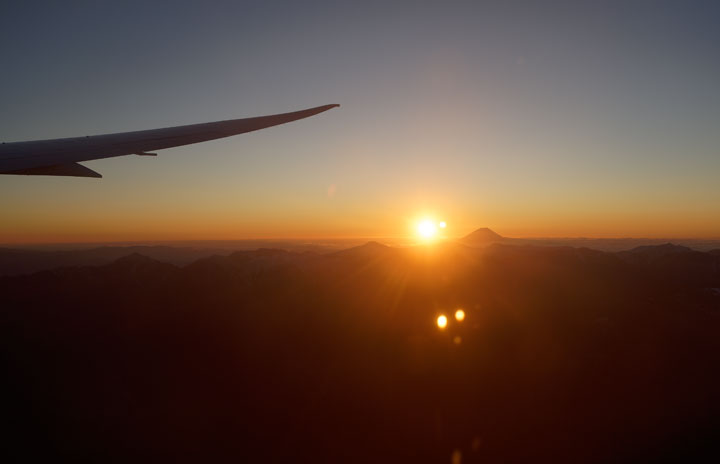 ANA、787で初日の出フライト 羽田25回目、成田は5回目