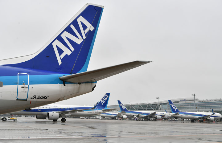 ANA、国内線特典航空券も旅客施設利用料徴収　10月から