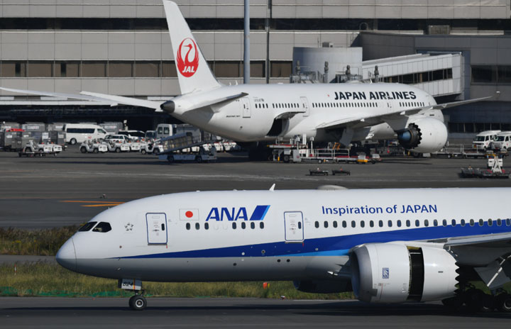 JALとANA、羽田と那覇発着便も払戻手数料免除　「まん延防止」で