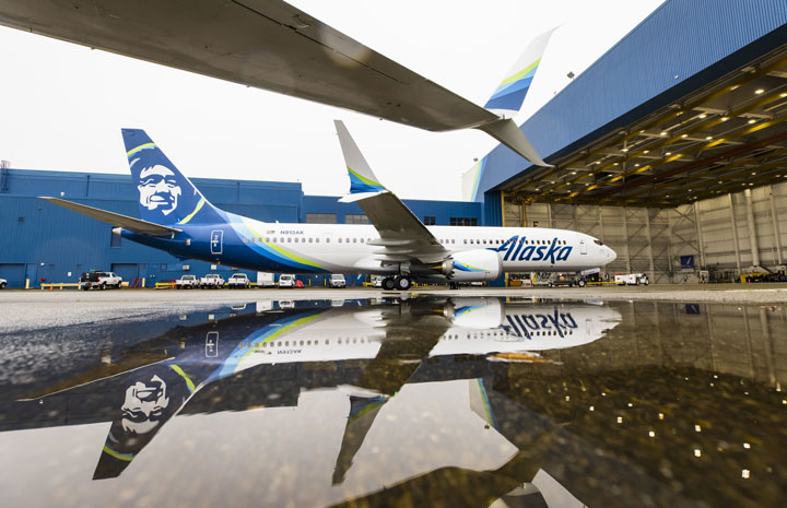 アラスカ航空、737MAX初受領　3月の就航前に5週間訓練