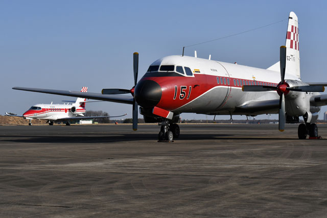 空自のYS-11FC、まもなくラストフライト 最後のダートエンジン機52-1151 空自のYS-11FC、まもなくラストフライト 最後のダートエンジン機52-1151