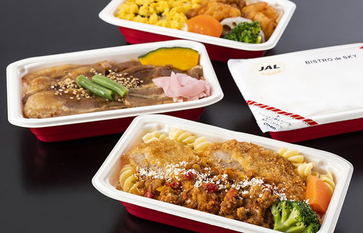 JAL、家庭向け機内食第2弾 賛否両論監修の牛すき焼き重や北海道の豚丼