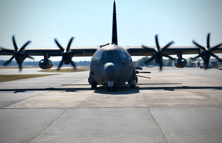 AC-130J、AFSOCが最終受領 最新ガンシップ「ゴーストライダー」