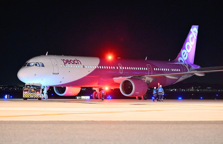 ピーチ、関西－香港8990円から 国際線セール4/7まで