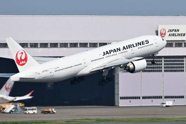 JALの777-200ER、GW定期便に最後の1機投入 フルフラットのクラスJが