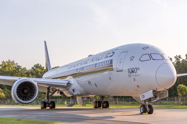 1/400 B787-10 シンガポール航空 1000機目ロゴ FD