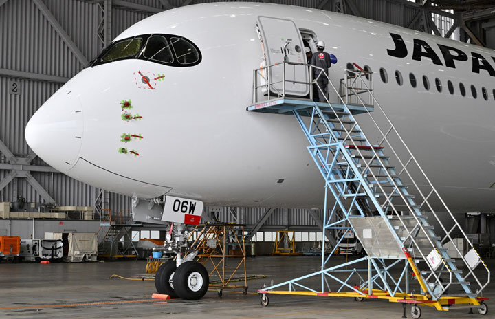 241009_0510_A350K_jal-720.jpg
