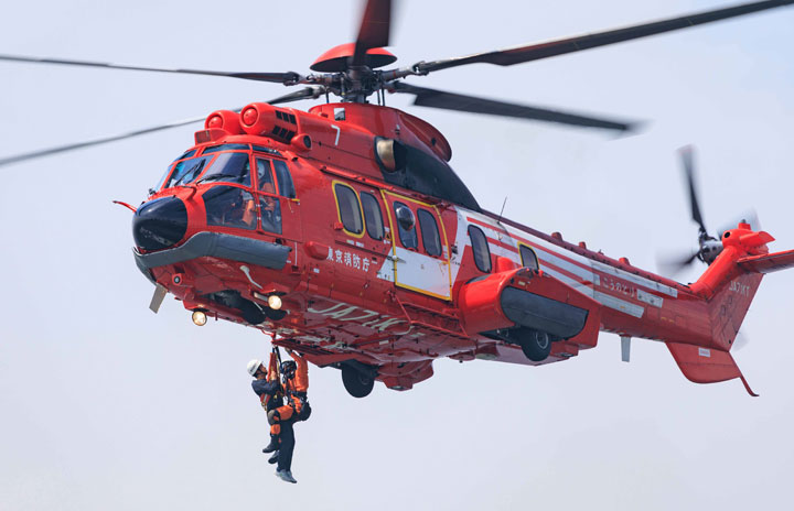 東京消防庁、H225スーパーピューマ発注 経年機を更新