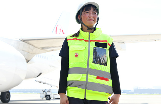 250804_0052_jal-640