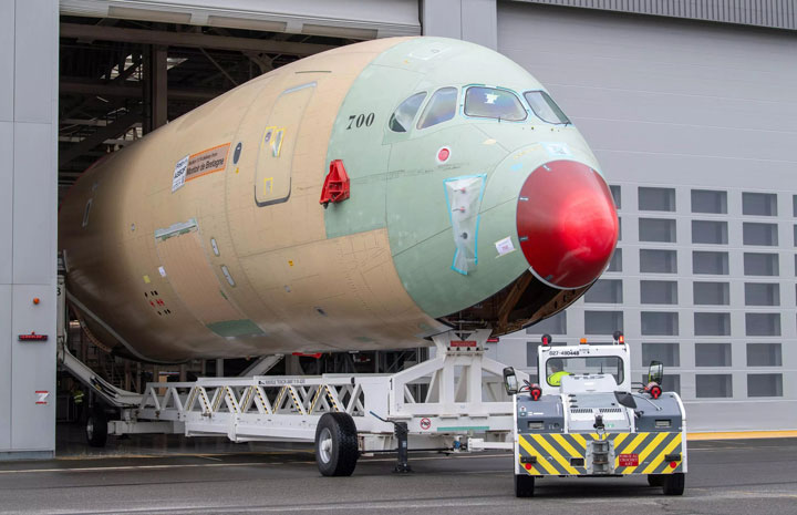 251001_A350F_05-720.jpg