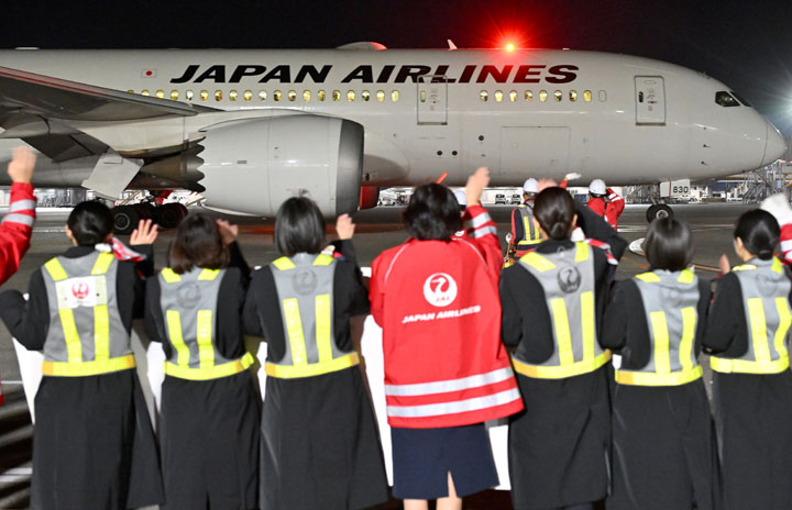 JAL「0泊タージ・マハル」デリー深夜3時着の新路線、週末だけで行く