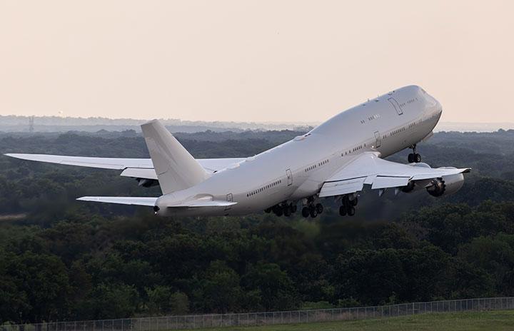【新品・値引交渉可】Boeing747-8 1/200 新エアーフォースワン Gemini200 747-8 アメリカ空軍 大統領専用機 エアフォースワン 新塗装