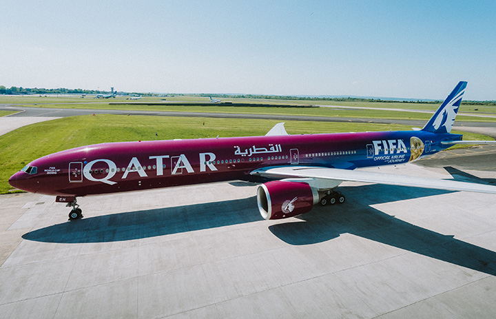 カタール航空、777にFIFA特別塗装 W杯後も運航